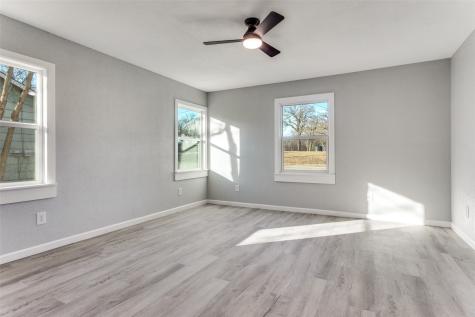 804 Lively Street Bowie TX 76230