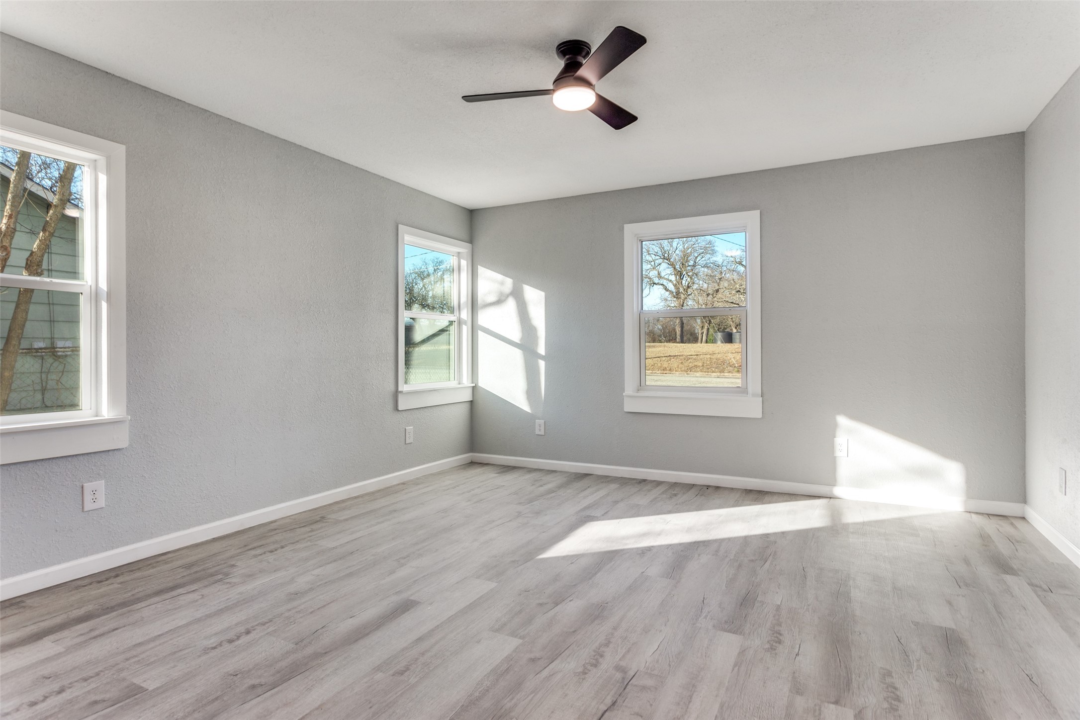 804 Lively Street Bowie TX 76230
