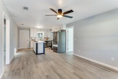 804 Lively Street Bowie TX 76230