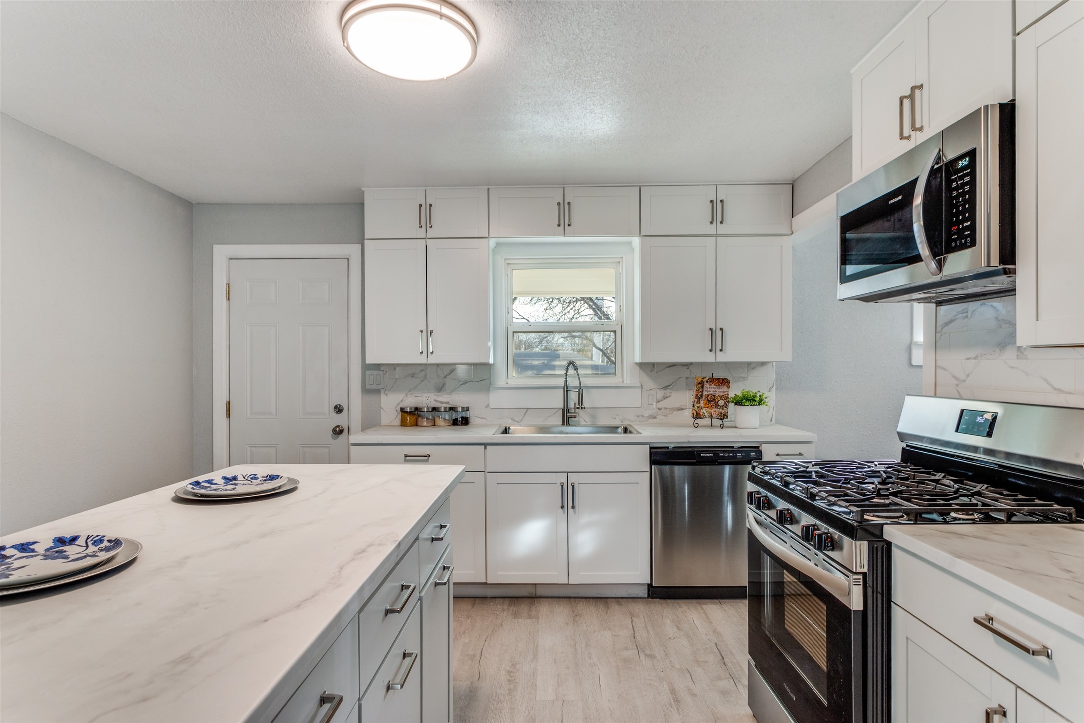 804 Lively Street Bowie TX 76230