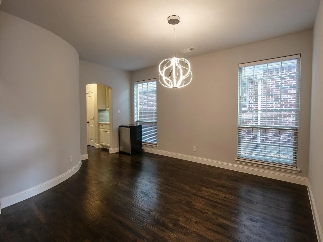 217 Warwick Boulevard Lewisville TX 75056