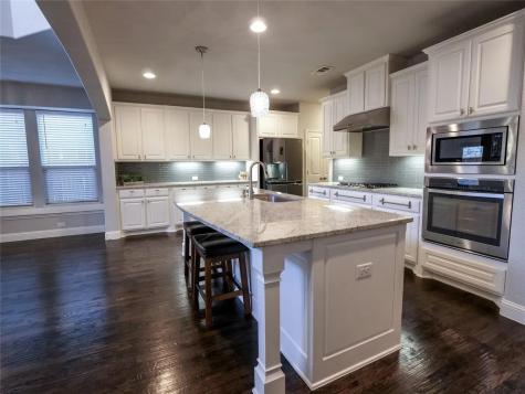 217 Warwick Boulevard Lewisville TX 75056