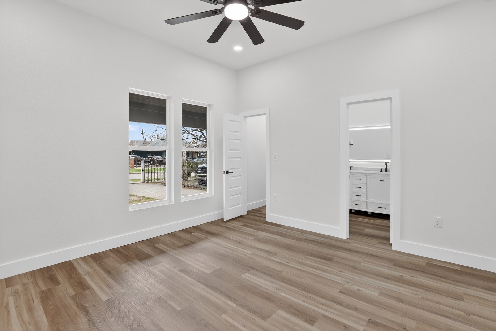 2307 Refugio Avenue Fort Worth TX 76164