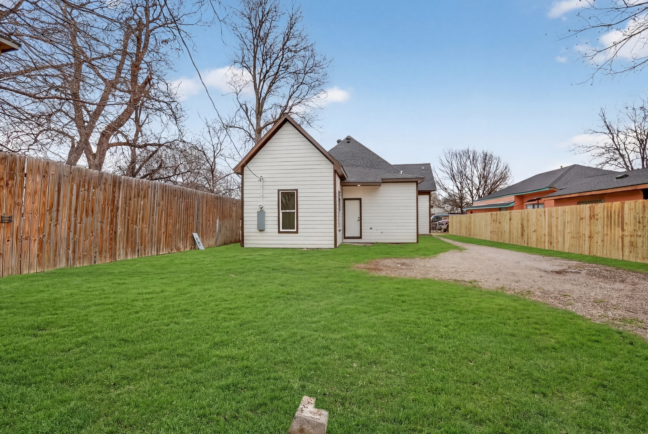 2307 Refugio Avenue Fort Worth TX 76164
