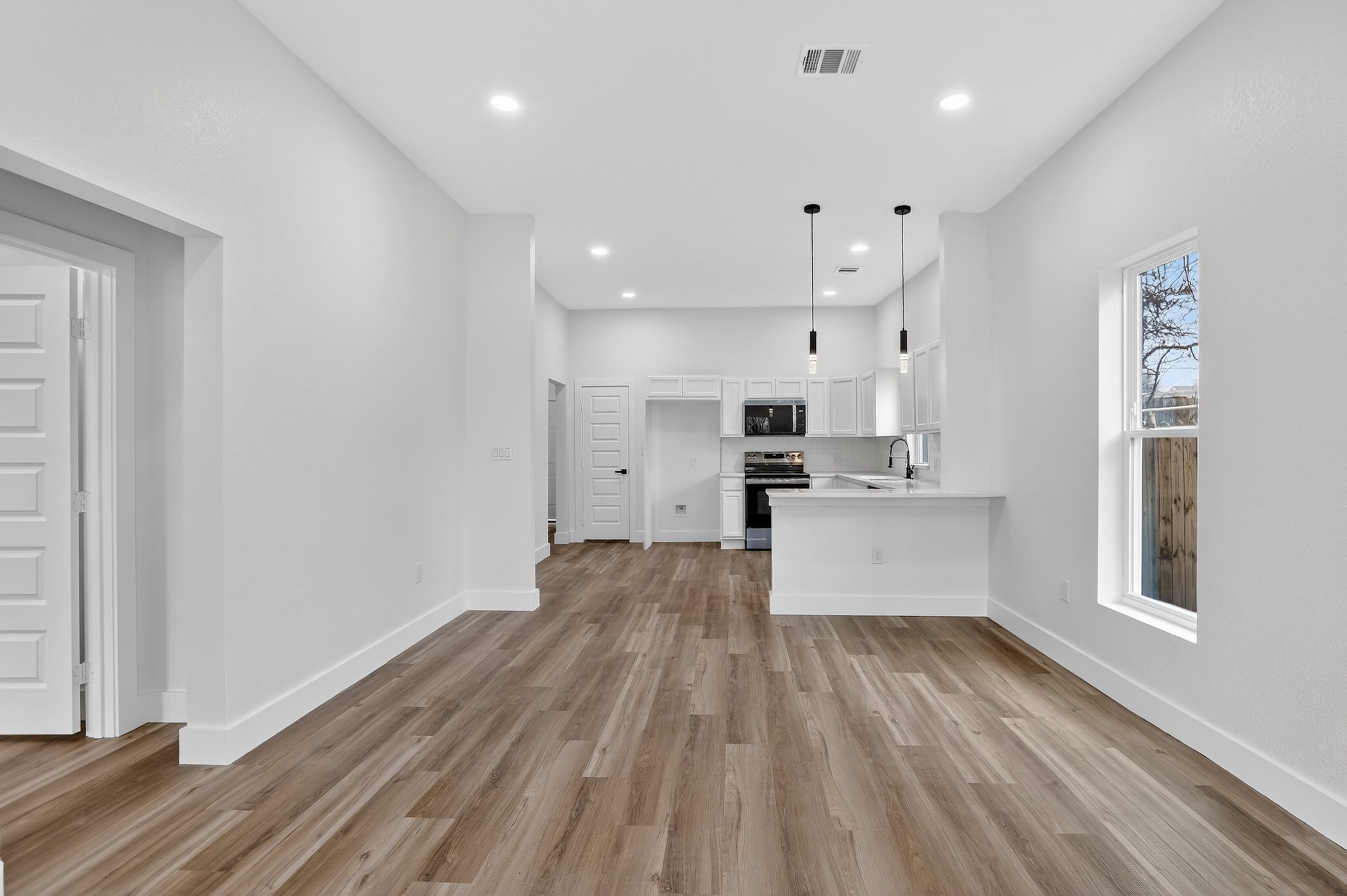 2307 Refugio Avenue Fort Worth TX 76164