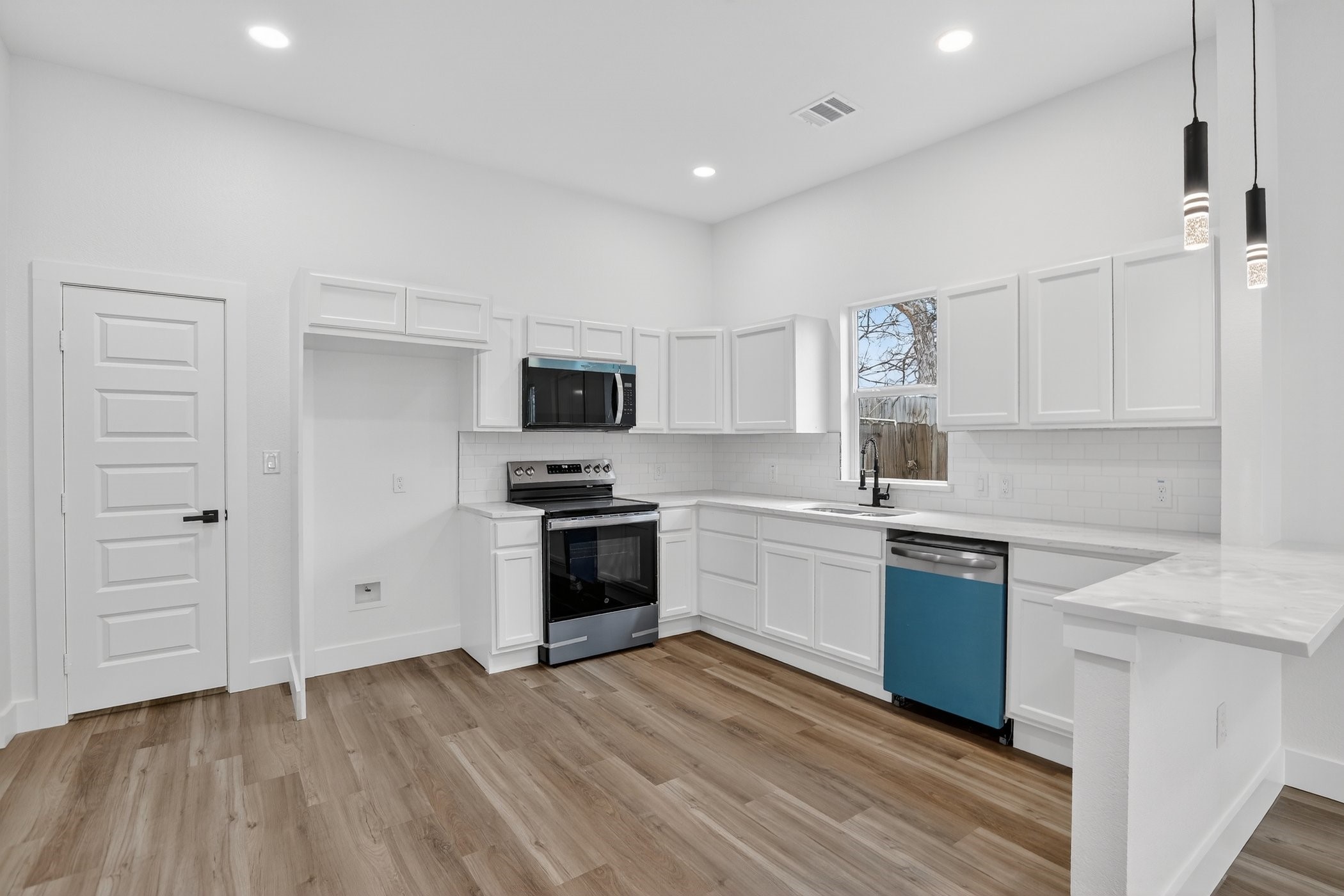 2307 Refugio Avenue Fort Worth TX 76164