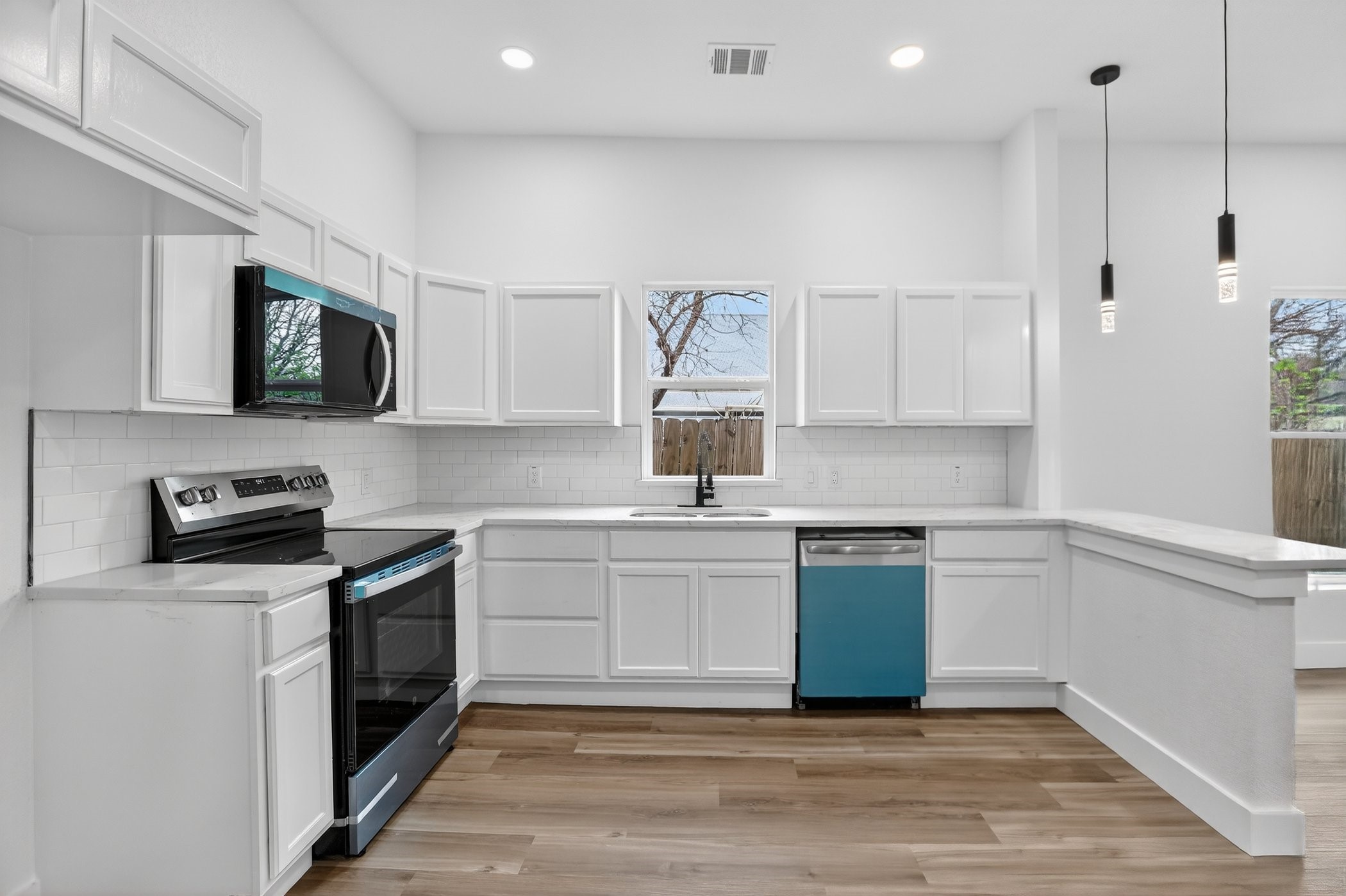 2307 Refugio Avenue Fort Worth TX 76164