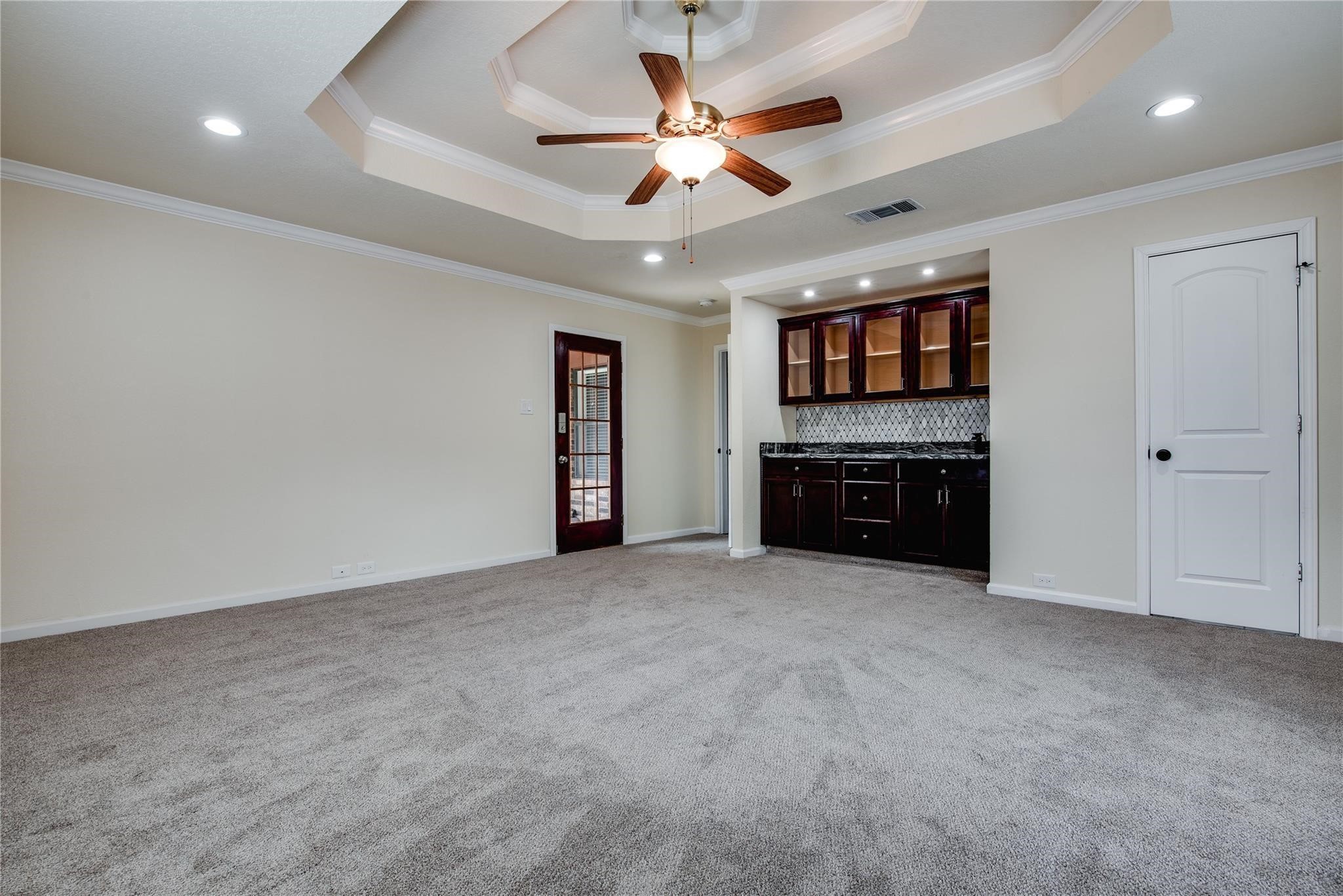 8966 Hialeah Circle S North Richland Hills TX 76182