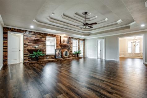 8966 Hialeah Circle S North Richland Hills TX 76182