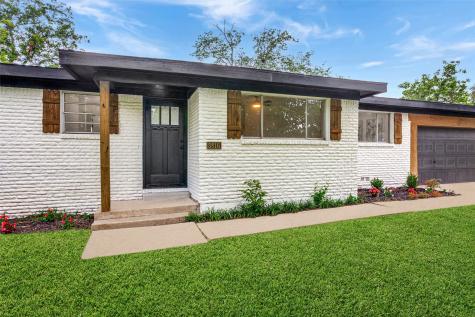 3816 Springbranch Drive Benbrook TX 76116