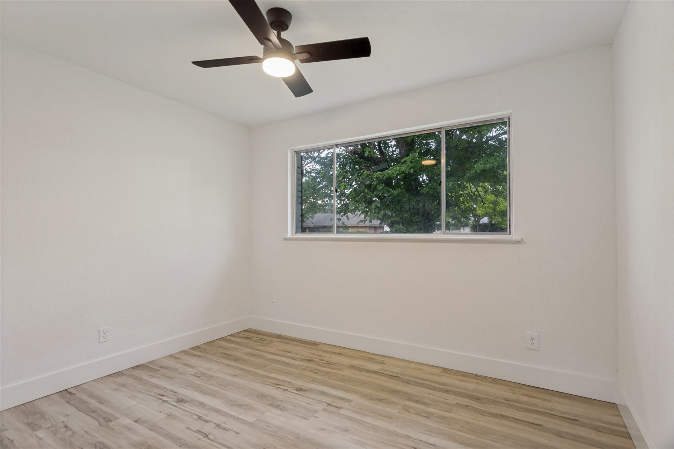 3816 Springbranch Drive Benbrook TX 76116