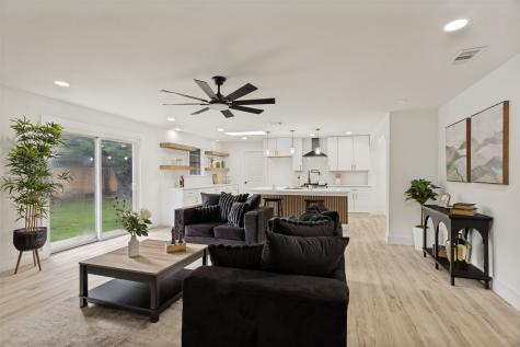 3816 Springbranch Drive Benbrook TX 76116