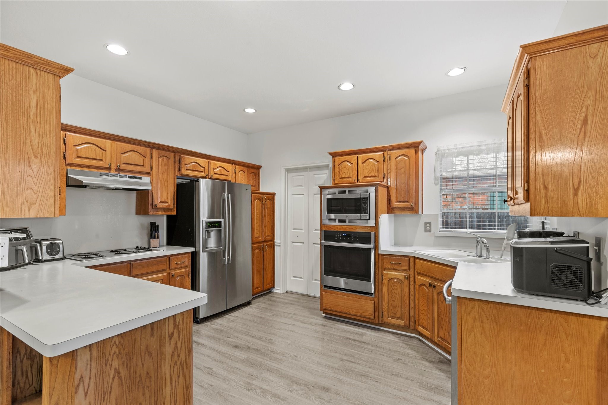 1021 Crestwood Court Desoto TX 75115