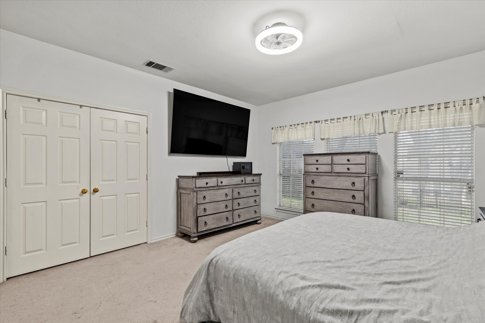 1021 Crestwood Court Desoto TX 75115