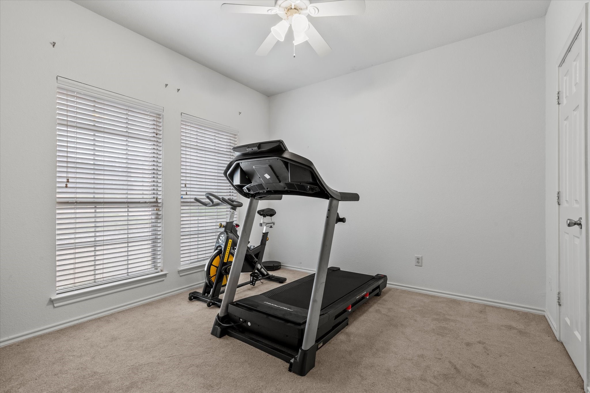 1021 Crestwood Court Desoto TX 75115