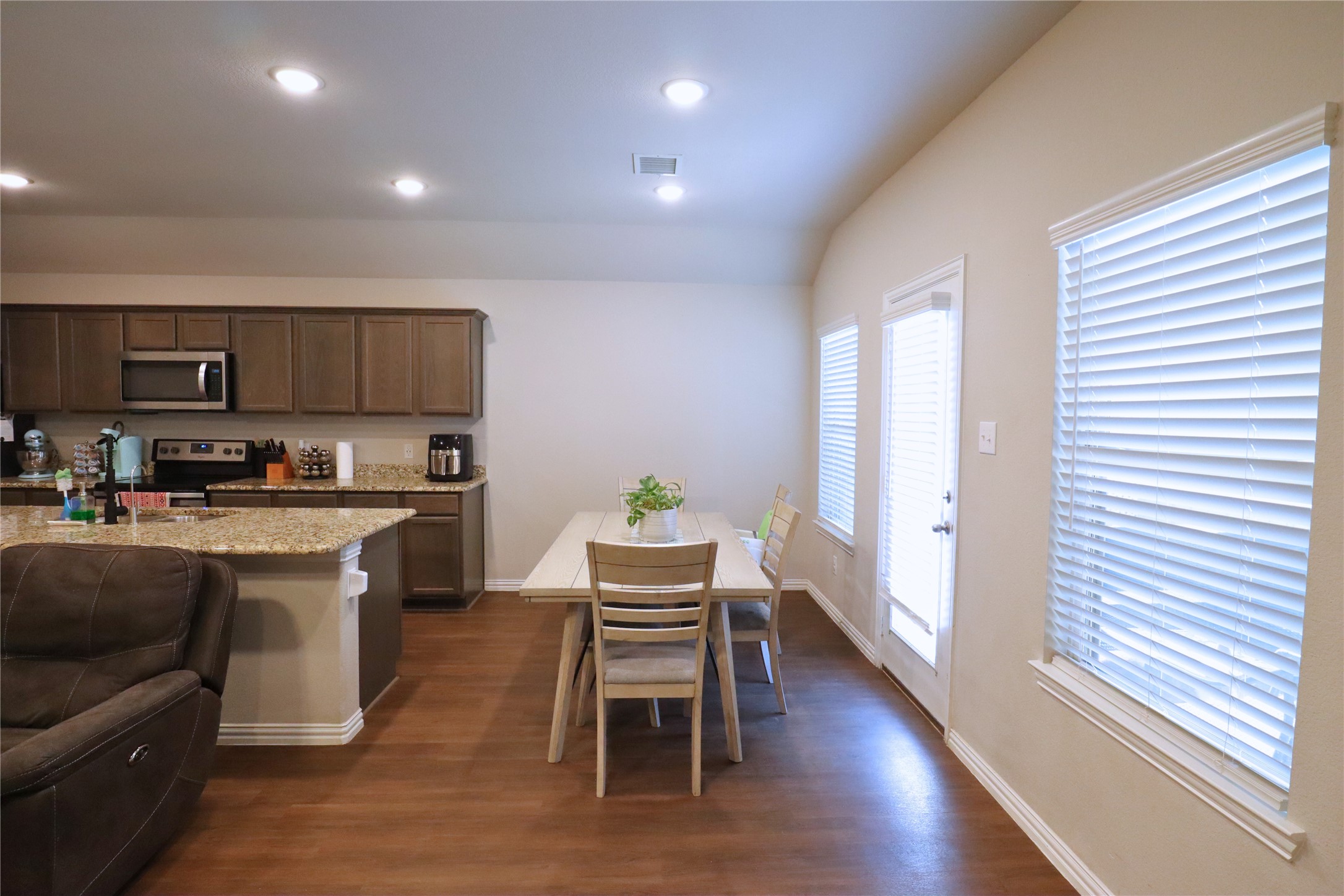 106 Cornell Avenue Farmersville TX 75442