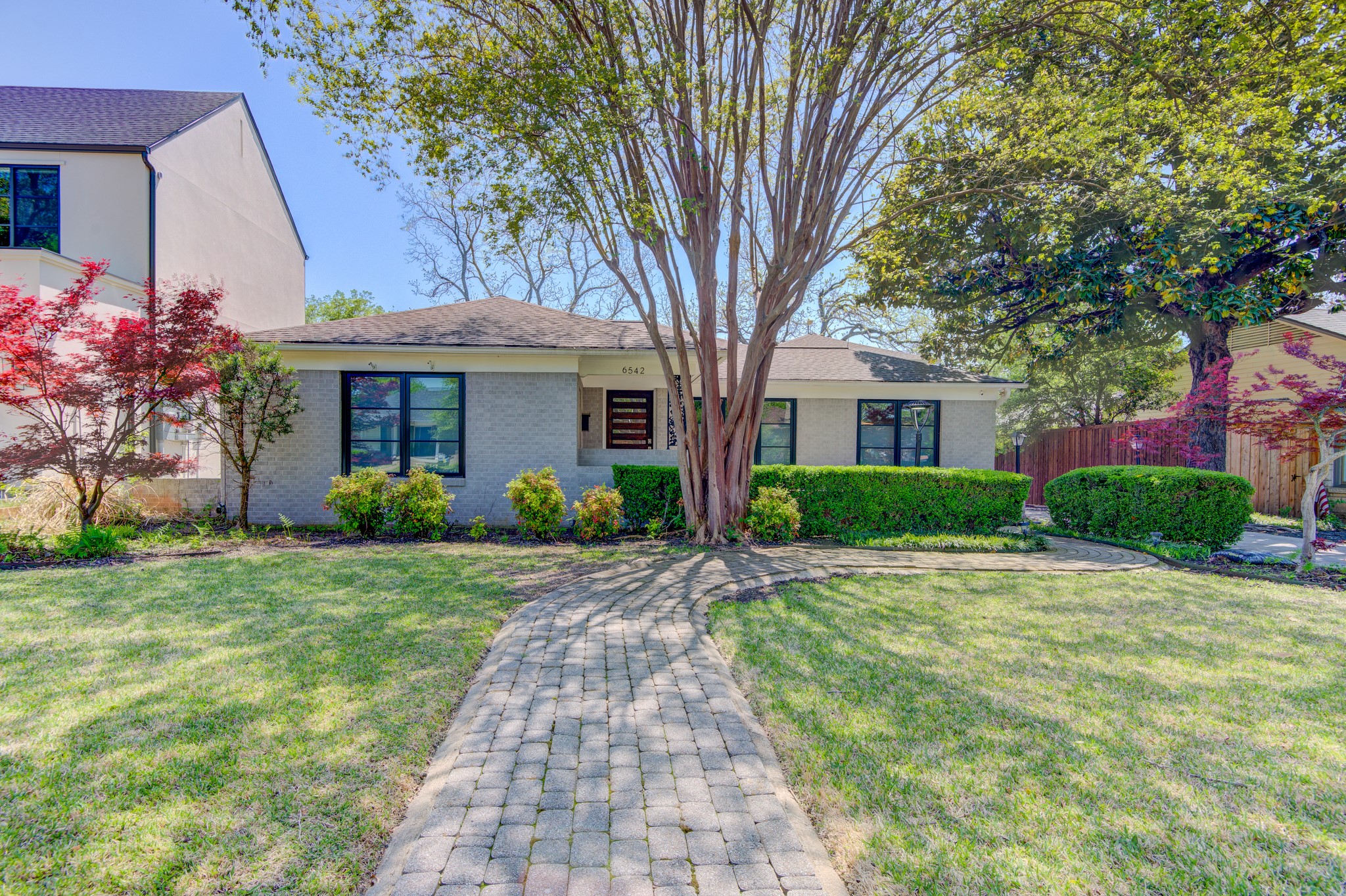 6542 Kenwood Avenue Dallas TX 75214