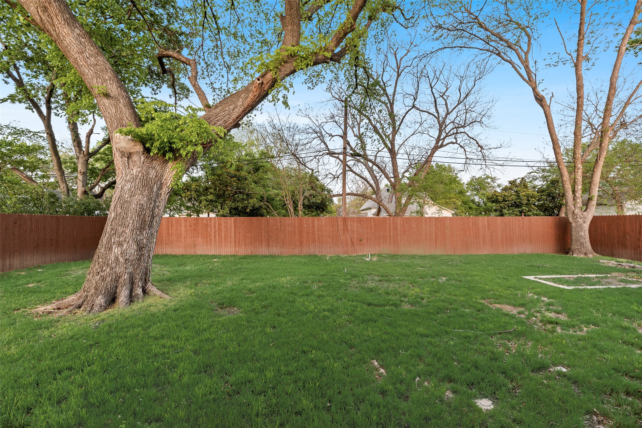 1014 Trinity Street Cleburne TX 76031