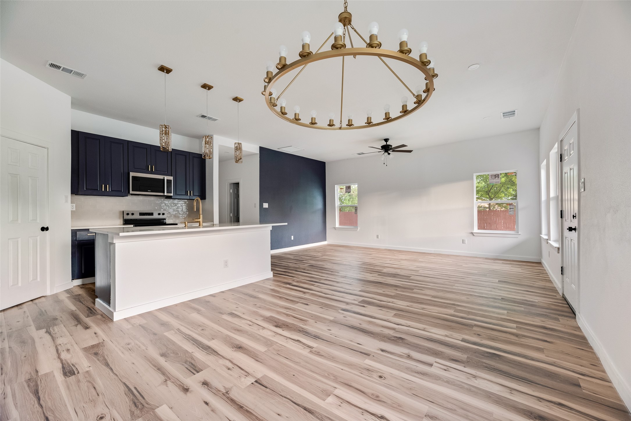 1014 Trinity Street Cleburne TX 76031