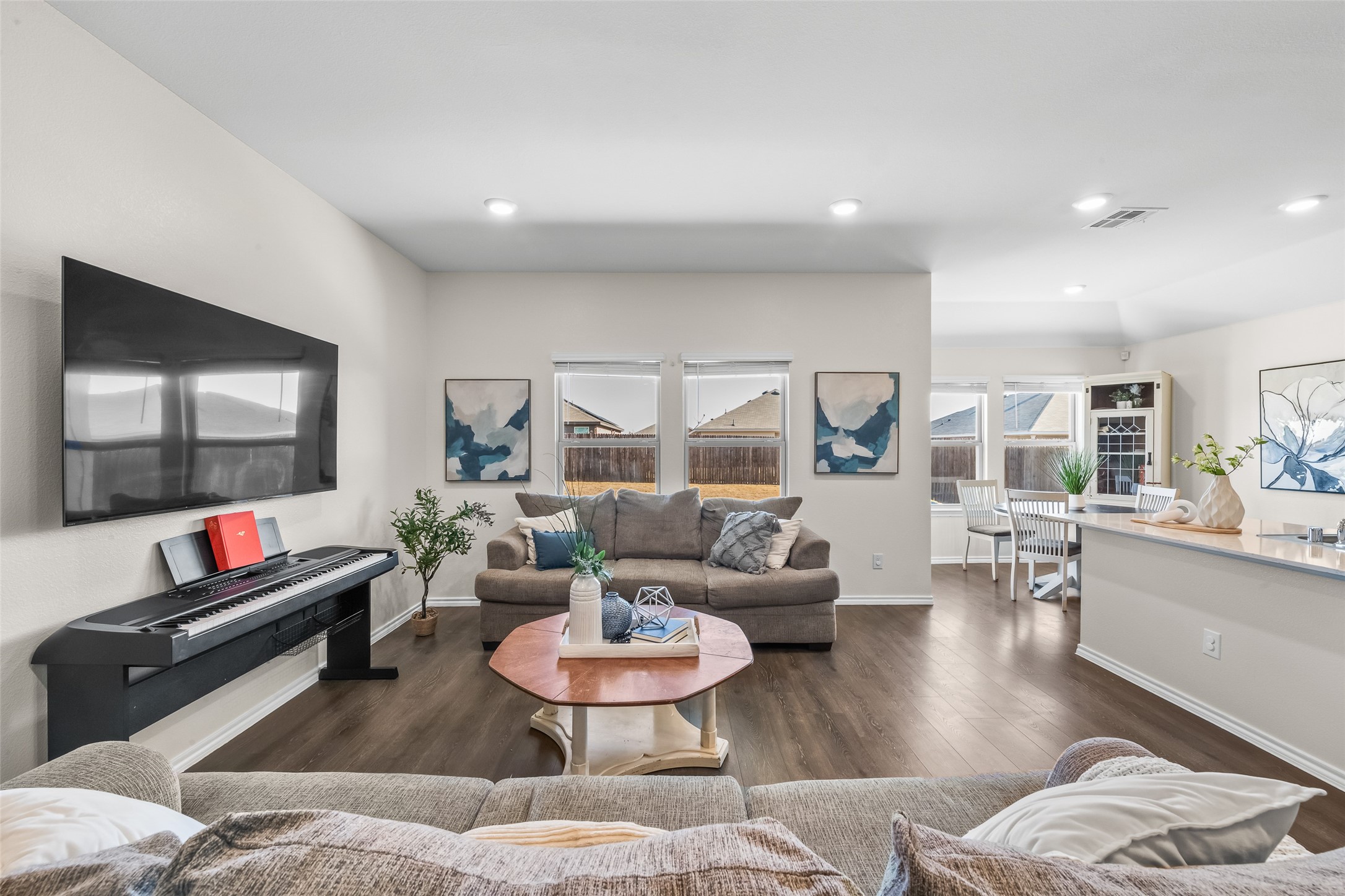 1419 Ella Rose Josephine TX 75189
