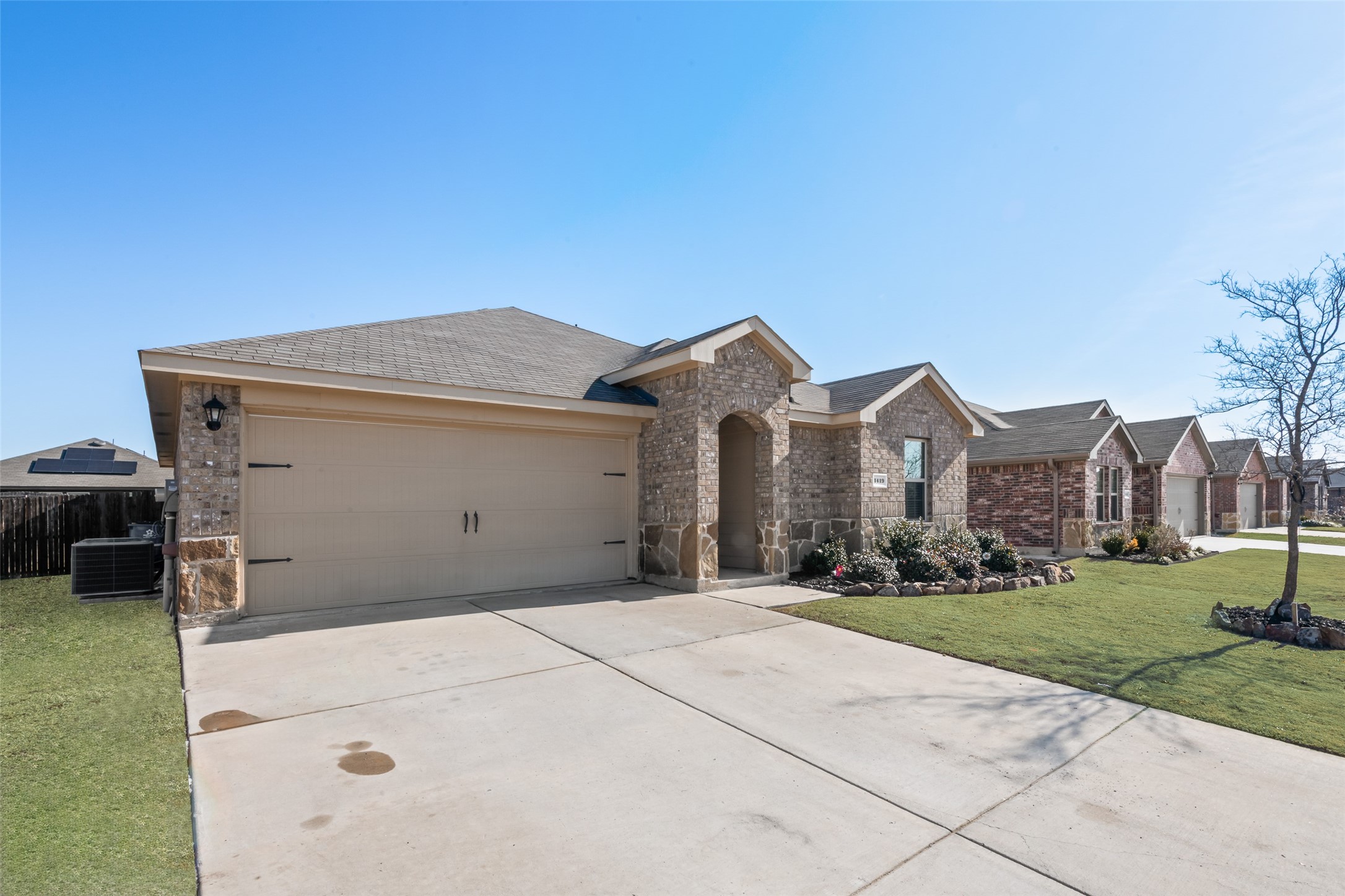 1419 Ella Rose Josephine TX 75189