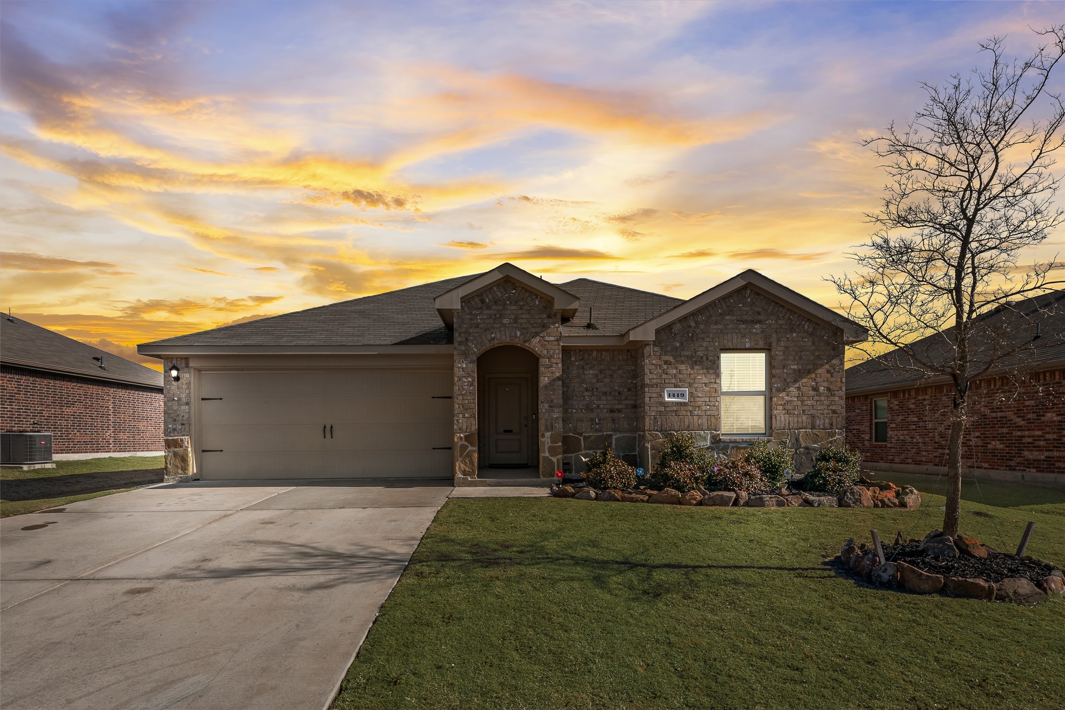 1419 Ella Rose Josephine TX 75189