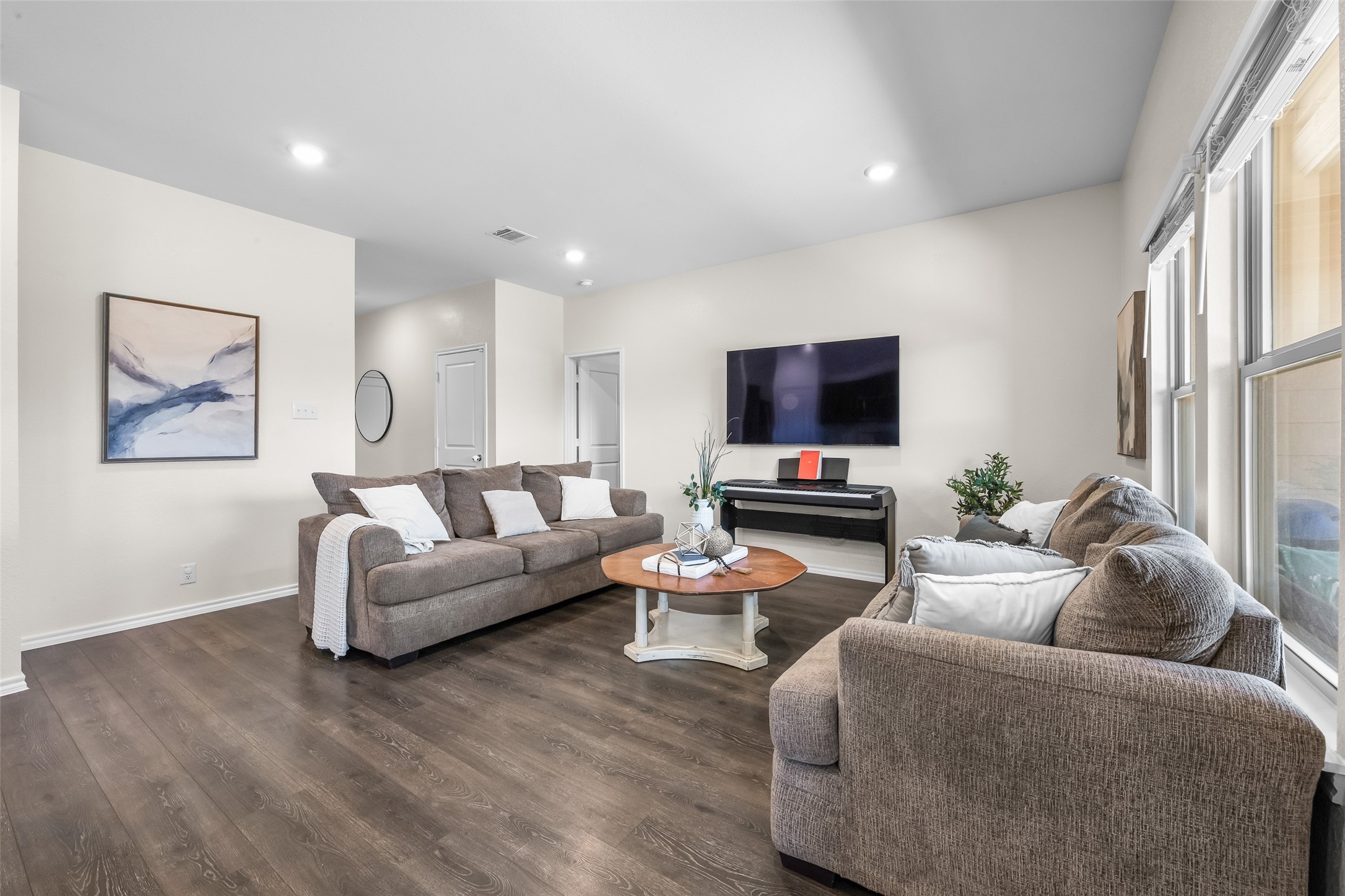 1419 Ella Rose Josephine TX 75189