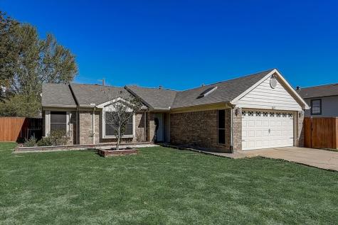 617 Mission Hills Drive Arlington TX 76018