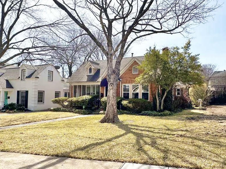 7124 Casa Loma Avenue Dallas TX 75214