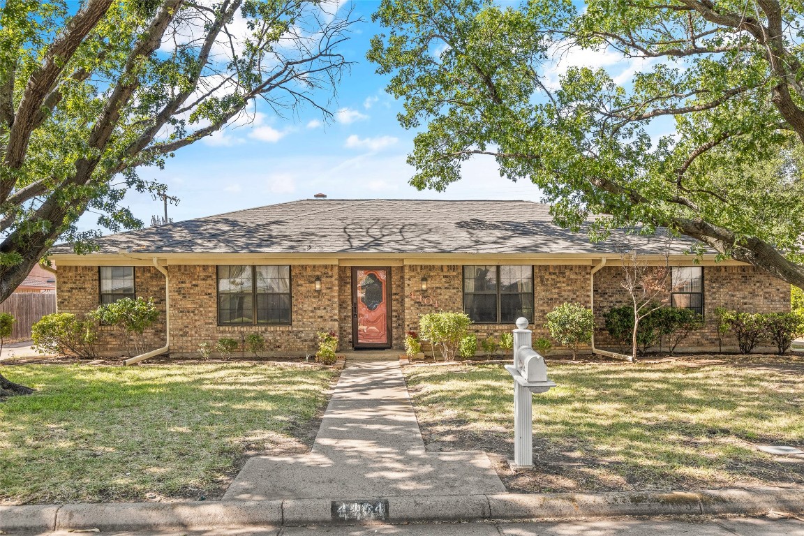 4404 Kingswick Drive Arlington TX 76016