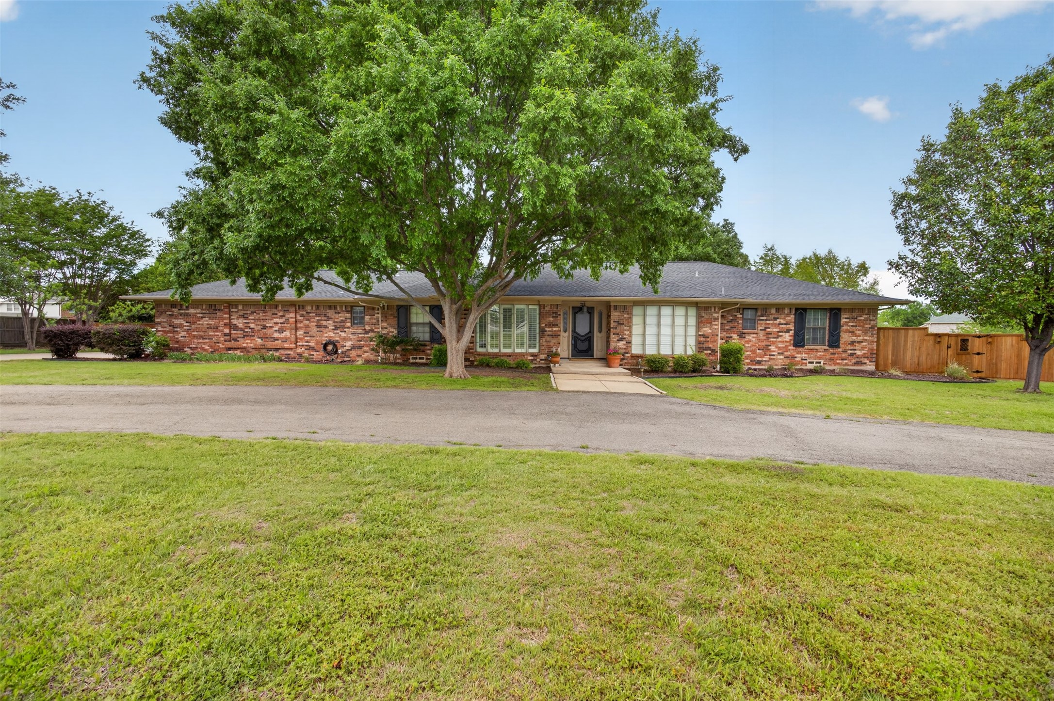 4607 Sachse Road Sachse TX 75048