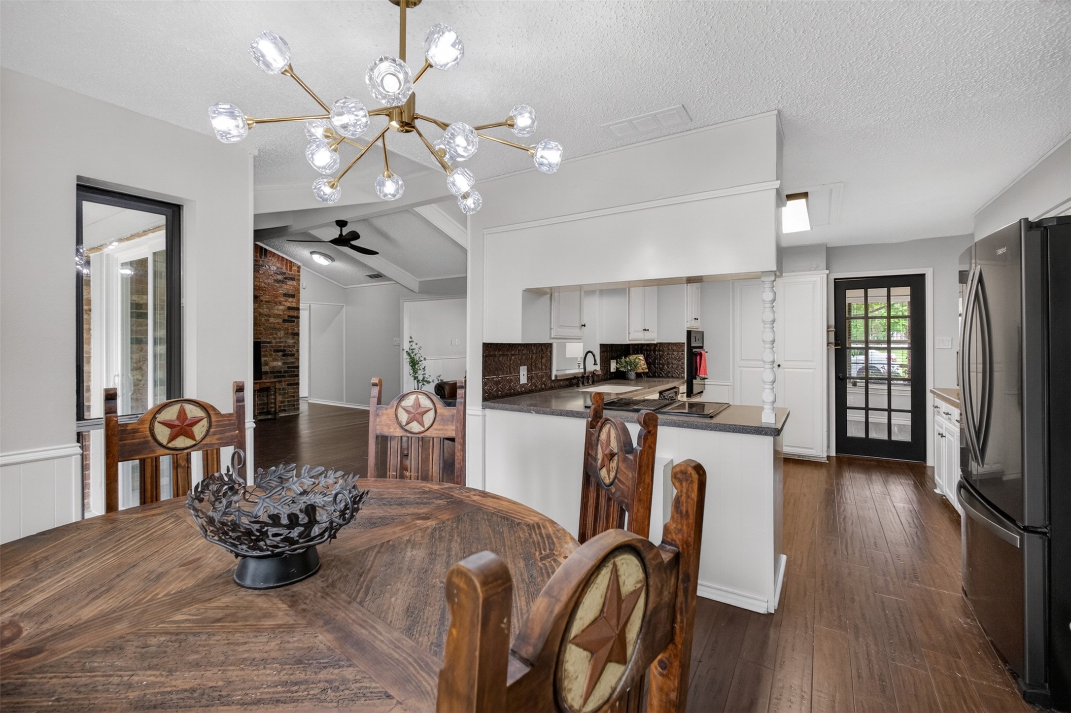 4607 Sachse Road Sachse TX 75048