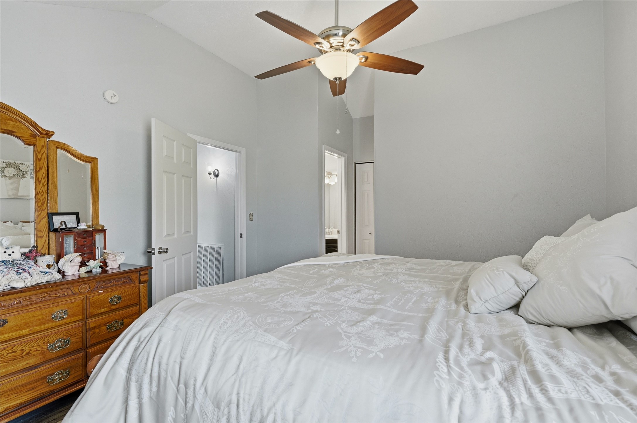2848 Harbinger Lane Dallas TX 75287