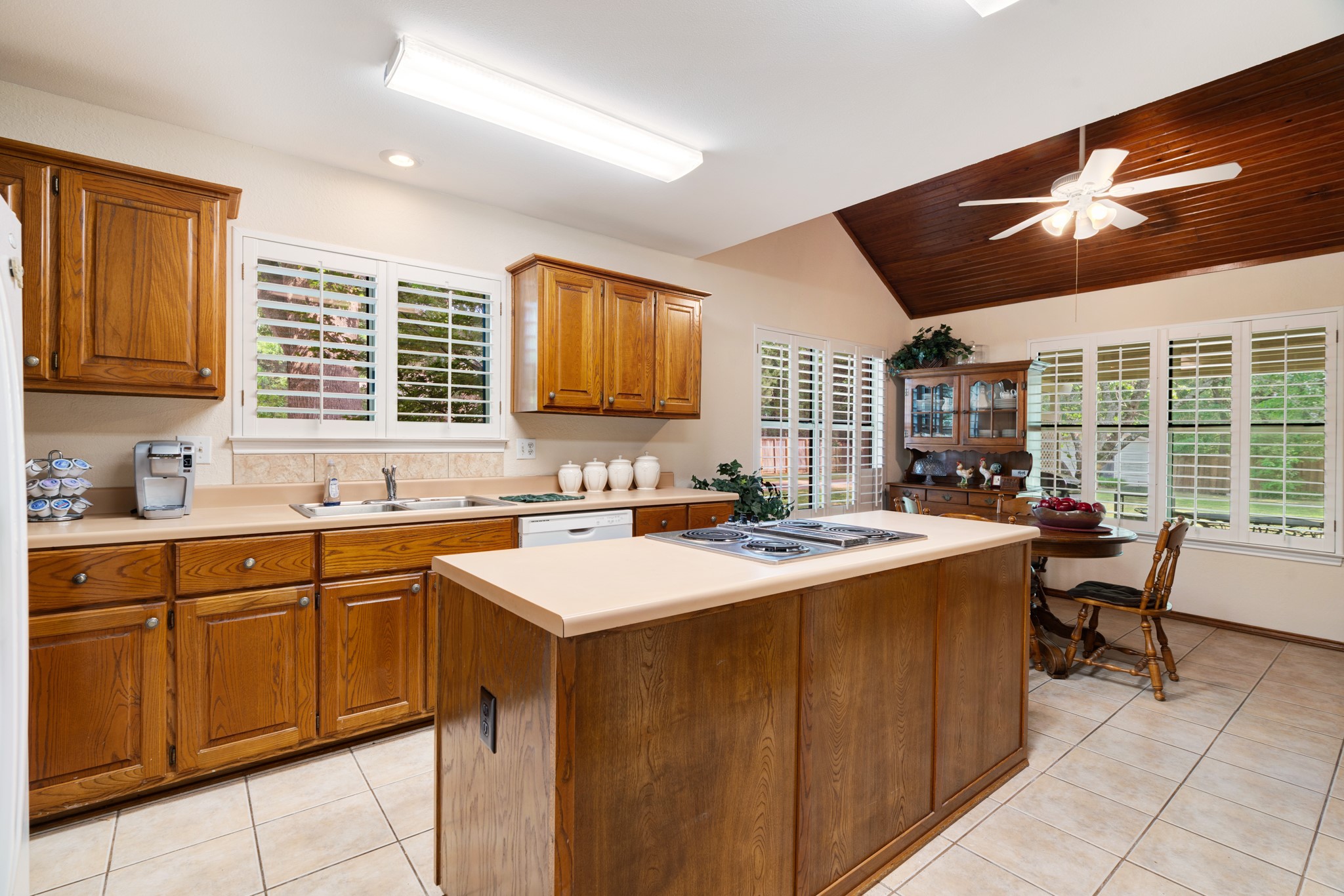 4110 Lakeshore Drive Reno TX 75462