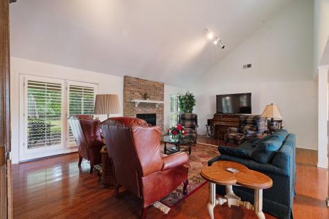 4110 Lakeshore Drive Reno TX 75462