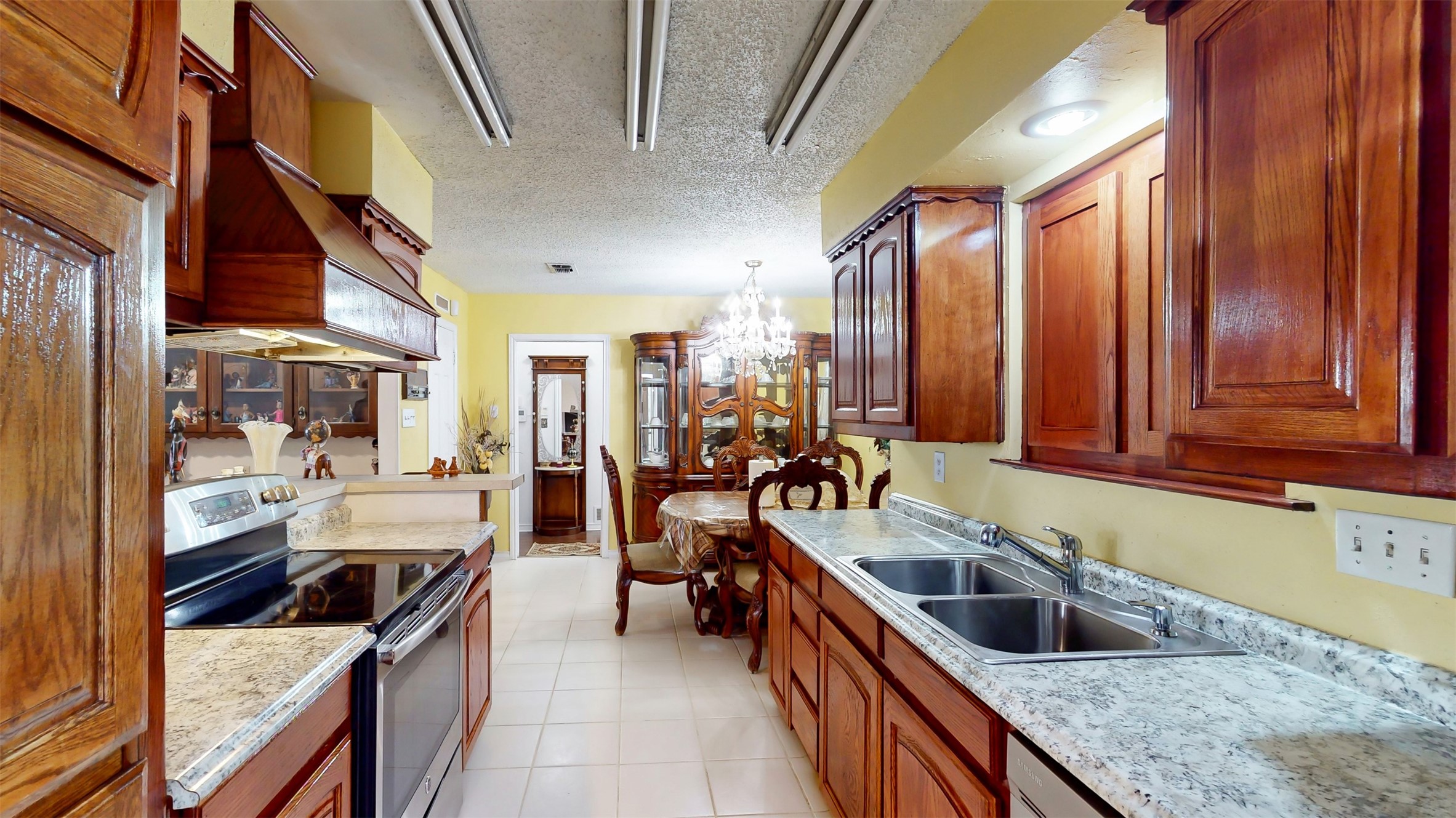 7432 Brentwood Stair Road Fort Worth TX 76112