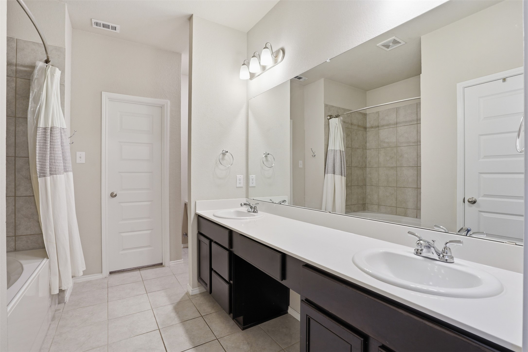 2820 Bursera Lane Fort Worth TX 76108