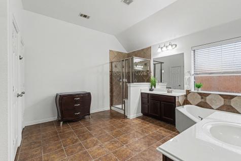 1003 Brighton Street Roanoke TX 76262
