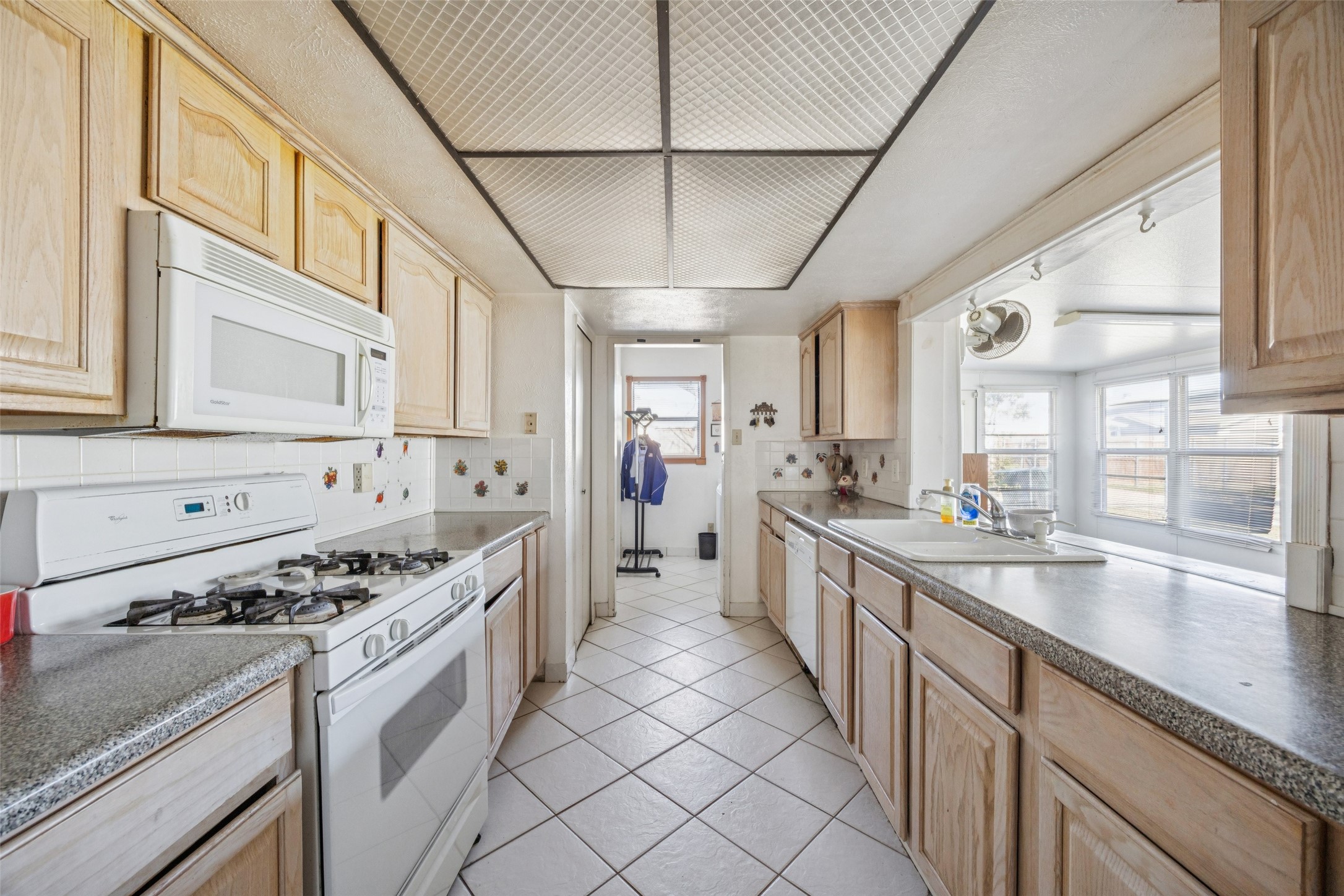 3113 Ridgemoor Drive Garland TX 75044