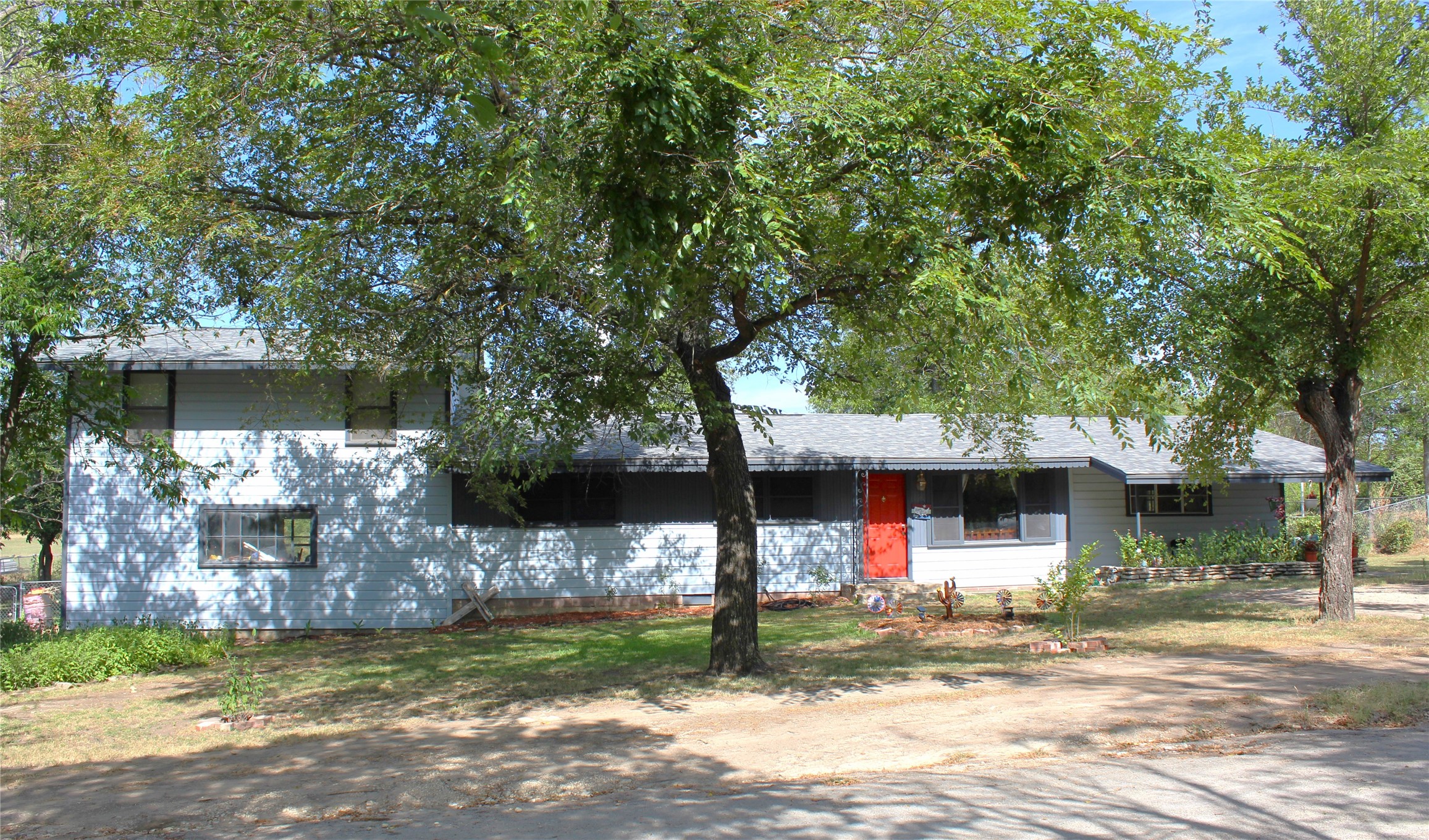 312 Magnolia Street Hico TX 76457