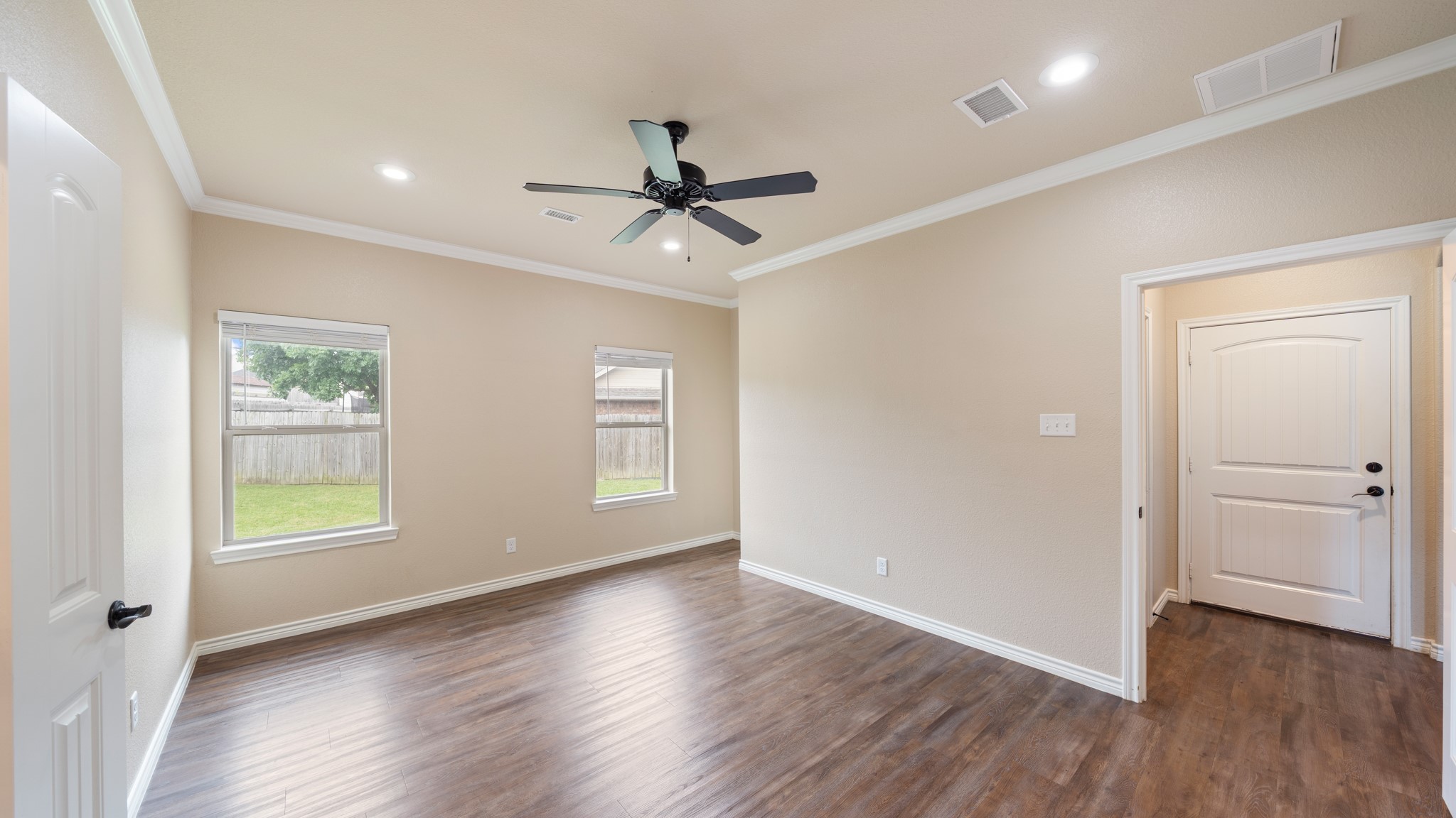 1401 Ridgebriar Drive Kaufman TX 75142