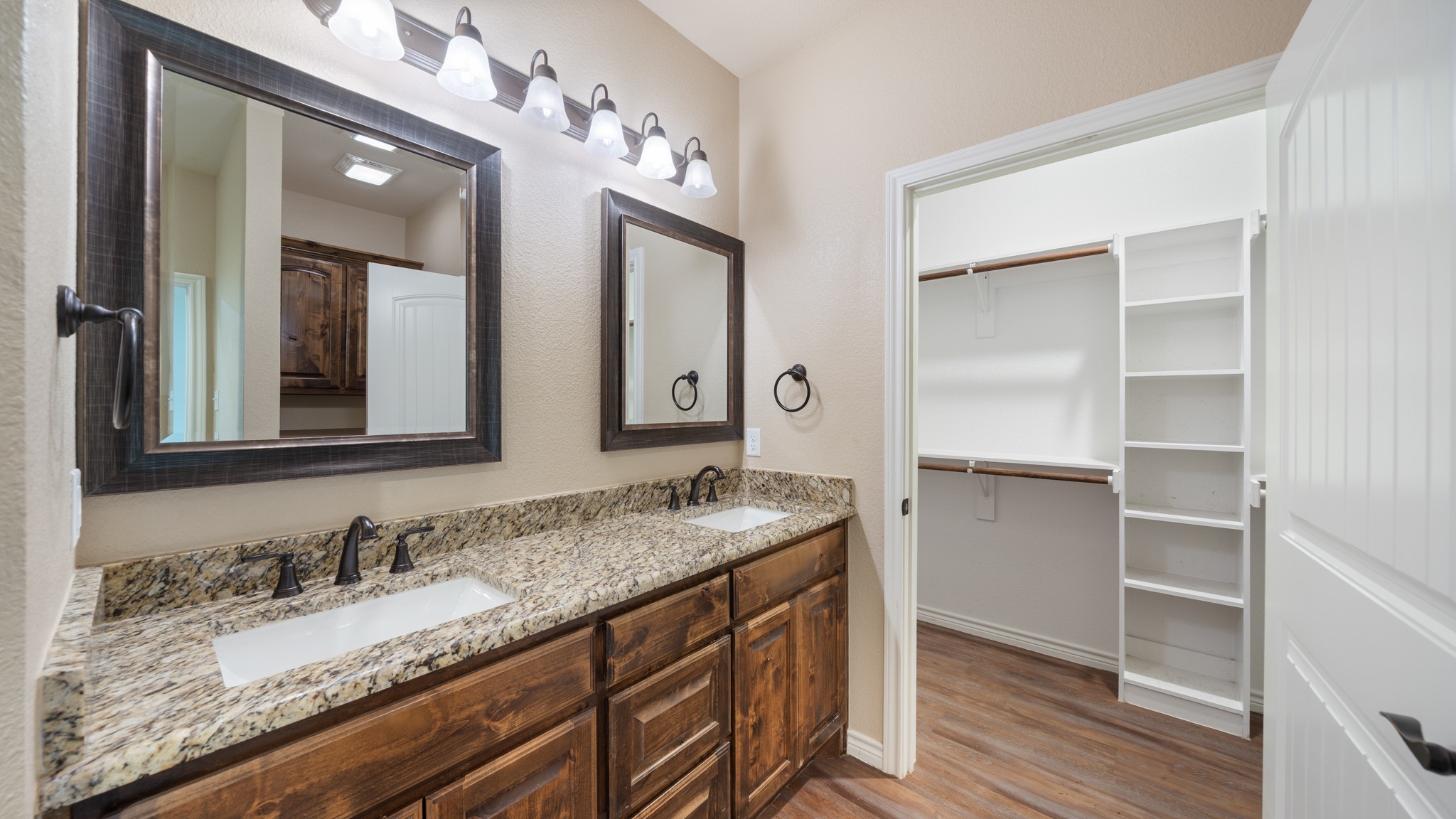 1401 Ridgebriar Drive Kaufman TX 75142