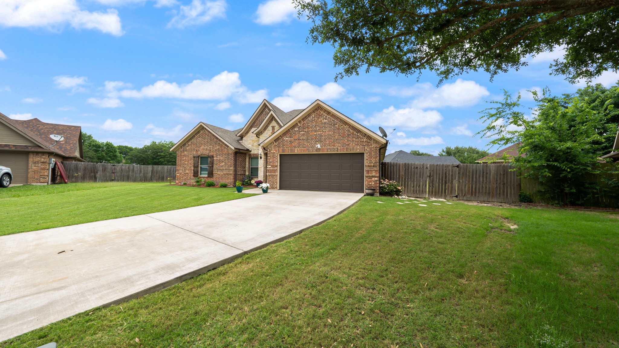 1401 Ridgebriar Drive Kaufman TX 75142