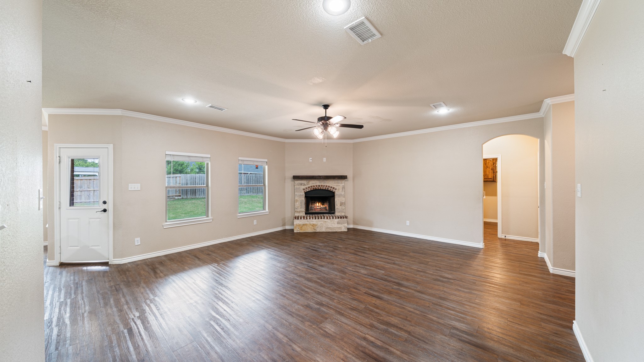 1401 Ridgebriar Drive Kaufman TX 75142