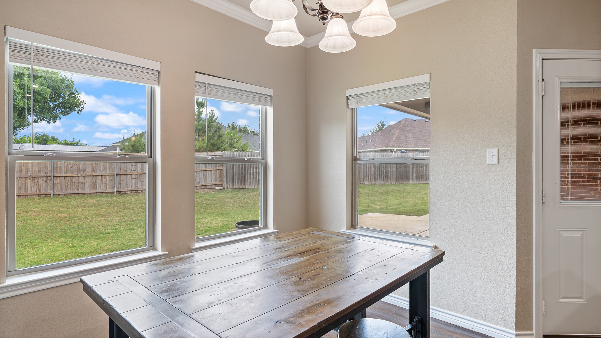 1401 Ridgebriar Drive Kaufman TX 75142