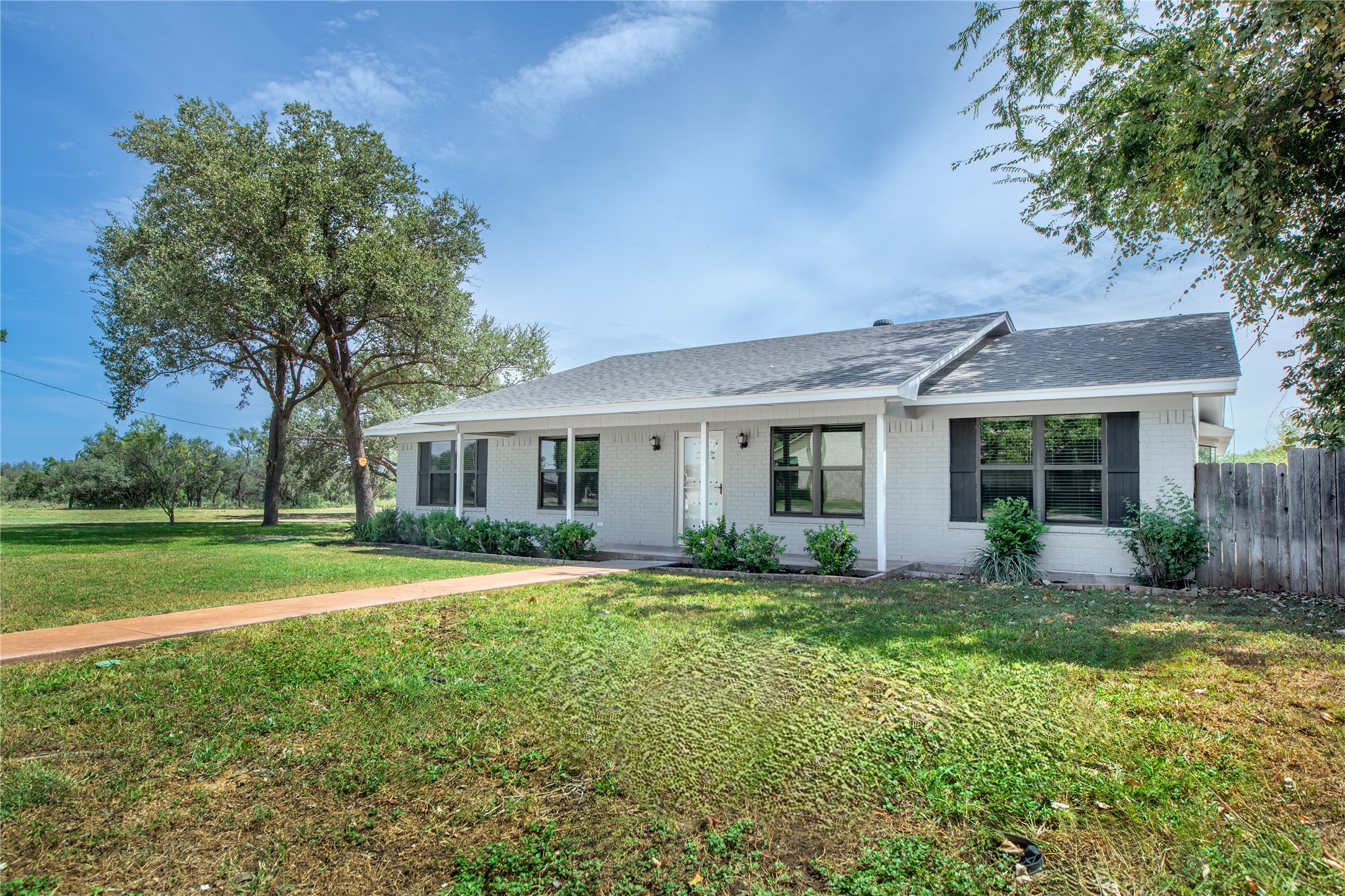 104 Voca Brady TX 76825