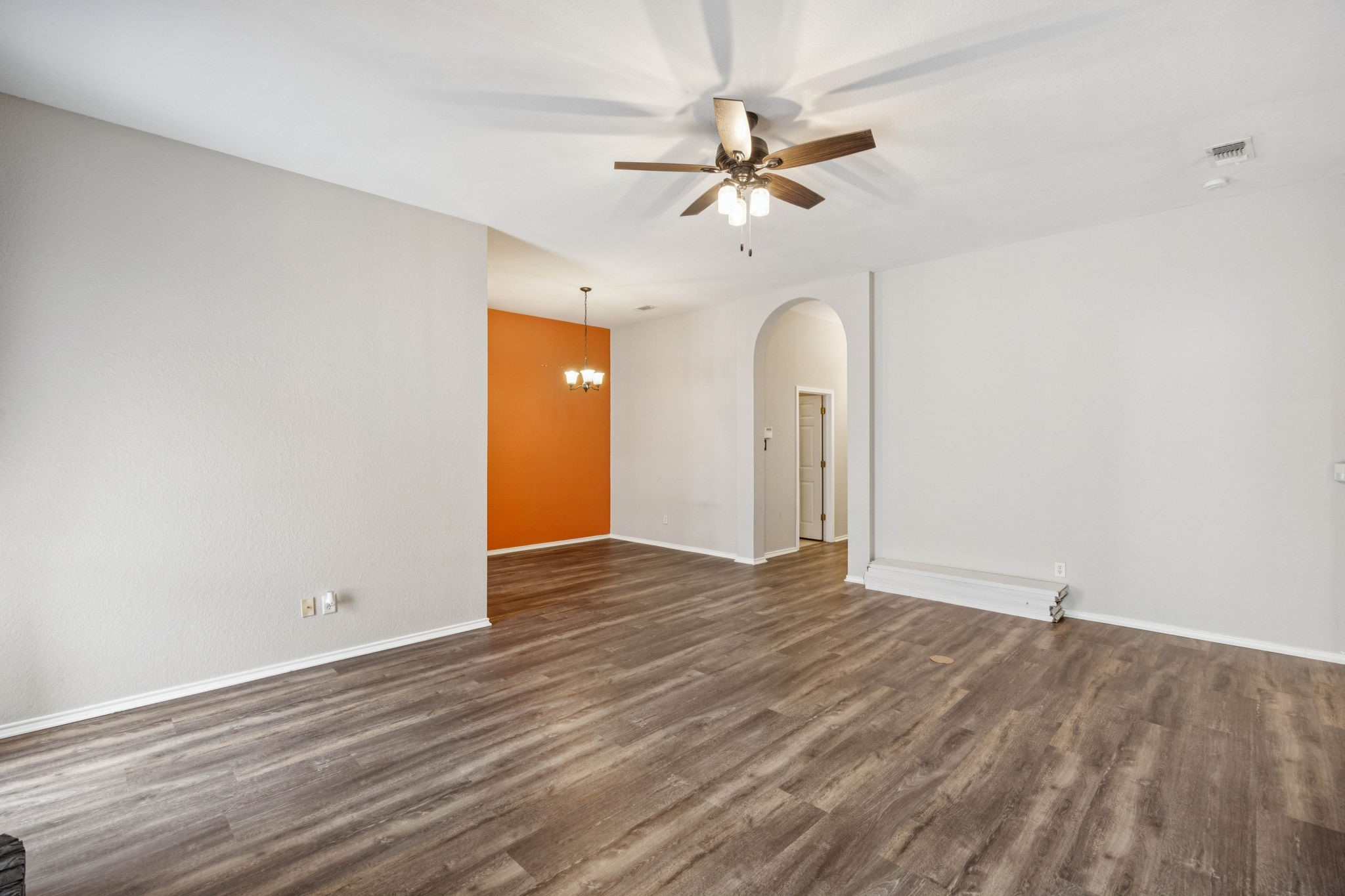6406 Scotsbluff Court Arlington TX 76001