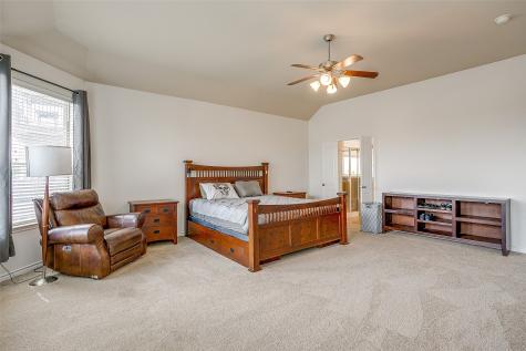 832 Peach Lane Burleson TX 76028