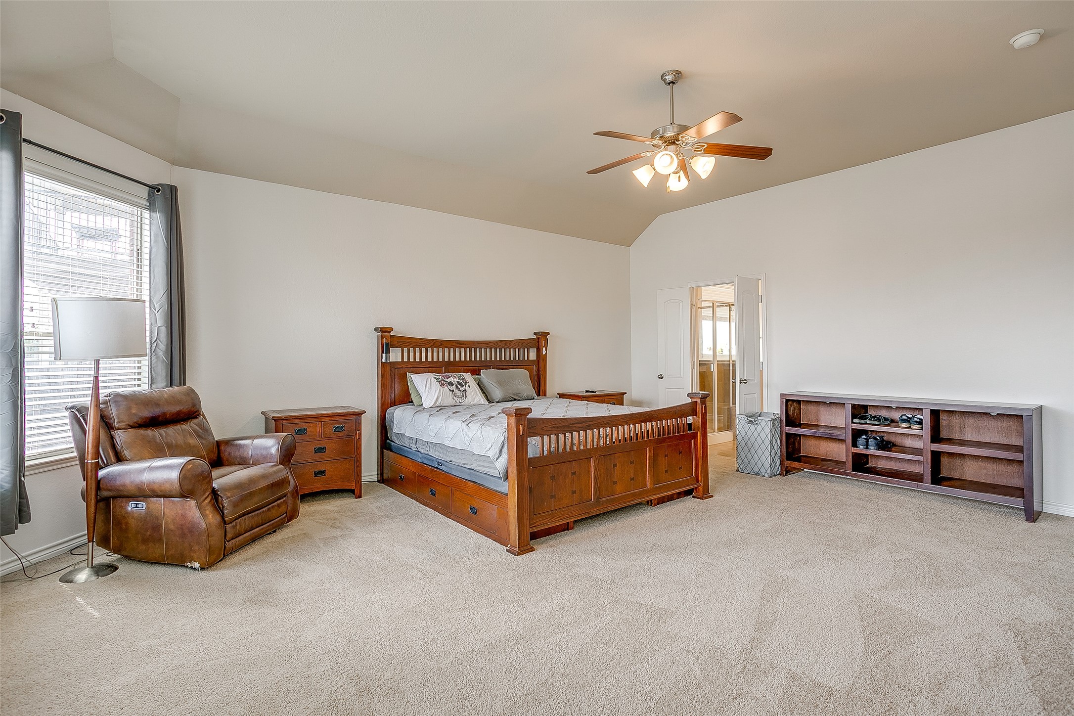 832 Peach Lane Burleson TX 76028