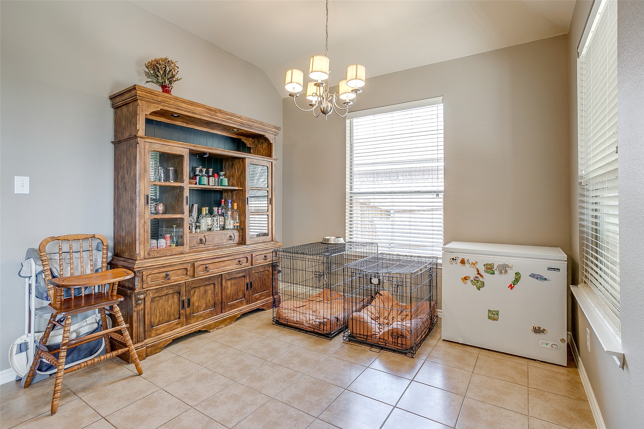 832 Peach Lane Burleson TX 76028